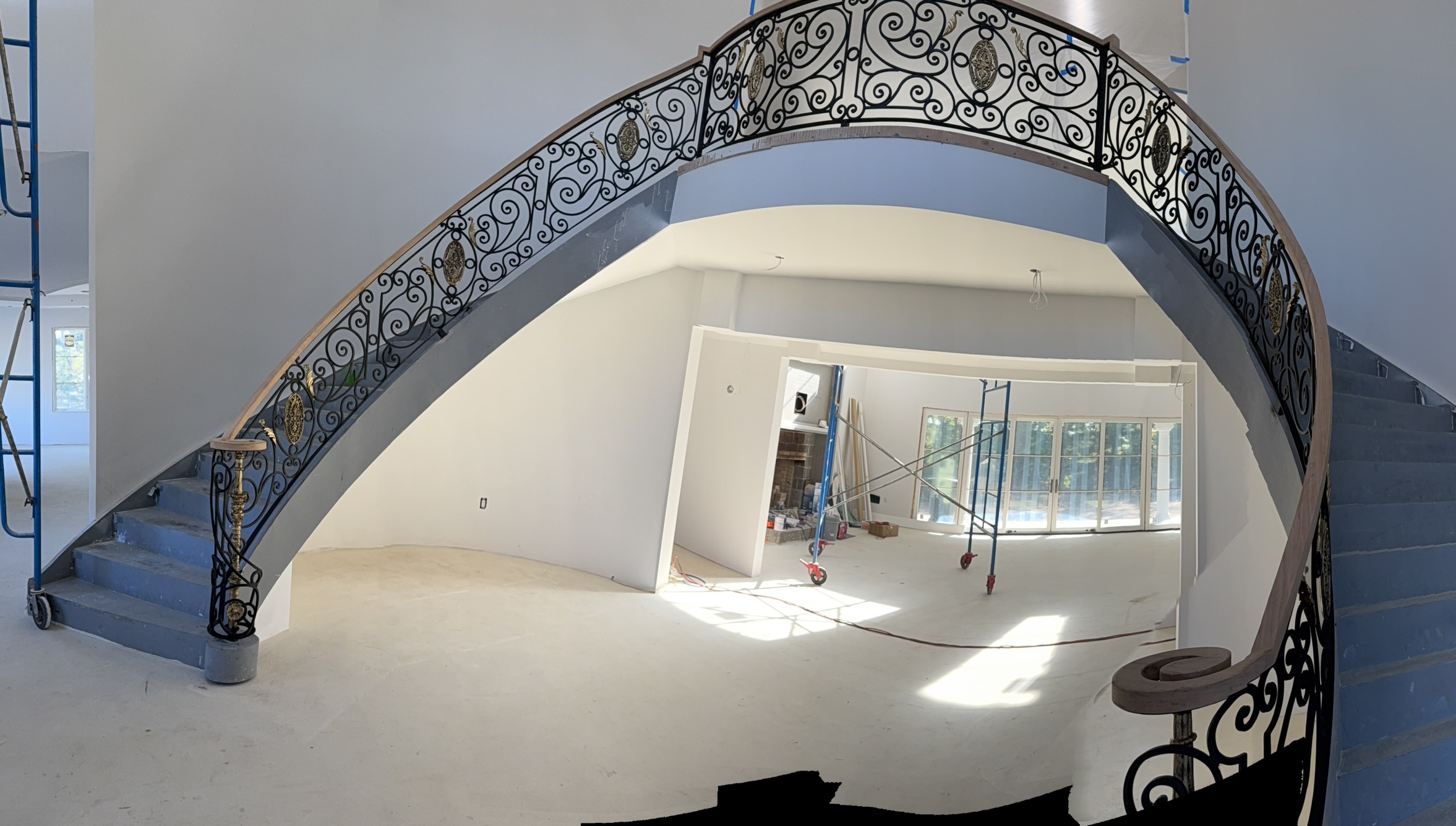 The Medallion Scrollwork Staircase — photo 24
